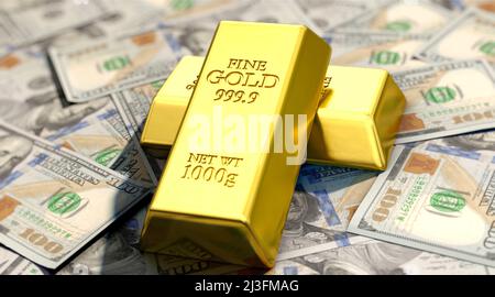 Goldbarren auf US-Dollar-Banknoten Stockfoto