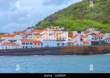 Am Meer von Porto Pim in Horta, Portugal. Stockfoto