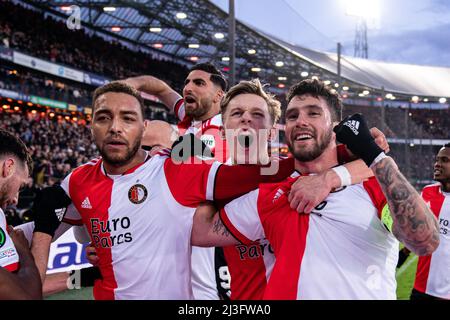 Rotterdam - Cyriel Dessers von Feyenoord, Alireza Jahanbakhsh von Feyenoord, Marcus Holmgren Pedersen von Feyenoord, Marcos Senesi von Feyenoord während der Th Stockfoto