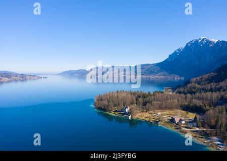 Drohnenfotografie, Fuschlsee ein beliebter See in der Nähe von Salzburg, Oberösterreich, Europa Stockfoto