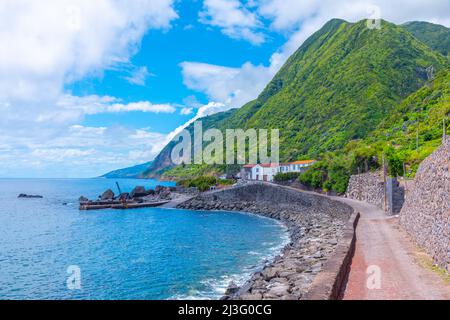 Faja dos Vimes Dorf auf der Insel Sao Jorge in Portugal. Stockfoto