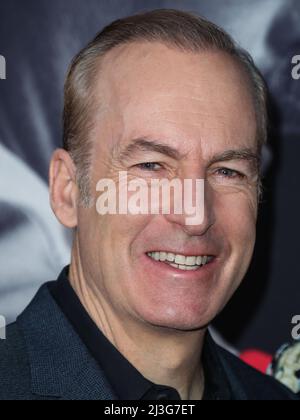 Hollywood, Usa. 07. April 2022. HOLLYWOOD, LOS ANGELES, KALIFORNIEN, USA - 07. APRIL: Bob Odenkirk kommt zur Los Angeles Premiere von AMCs 'Better Call Saul'-Saison 6, die am 7. April 2022 in der Hollywood American Legion Theatre Post 43 in Hollywood, Los Angeles, Kalifornien, USA, stattfand. (Foto: Xavier Collin/Image Press Agency/Sipa USA) Quelle: SIPA USA/Alamy Live News Stockfoto