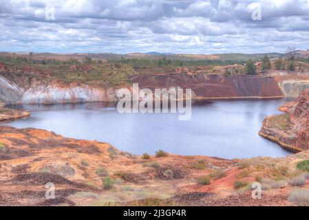 Wasserstelle in Minas de Sao Domingos in Portugal. Stockfoto