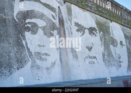 Frankreich, Herault, Sete, Wandgemälde des deutschen Künstlers Klaus Dauven im Fischerhafen Stockfoto