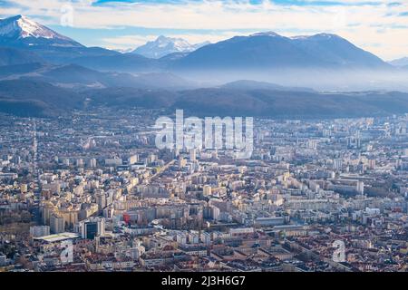 Frankreich, Isere, Grenoble, Chartreuse-Massiv, Panorama über die Stadt vom Mont Jalla (alt : 634m) Stockfoto
