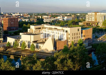 Frankreich, Bas Rhin, Straßburg, Entwicklung von Port du Rhin (Hafen der Rhein) und Umstellung der Wellenbrecher des Bassin d'Austerlitz, La Cite de la Musique (Kulturzentrum für Tanz und Musik) Stockfoto