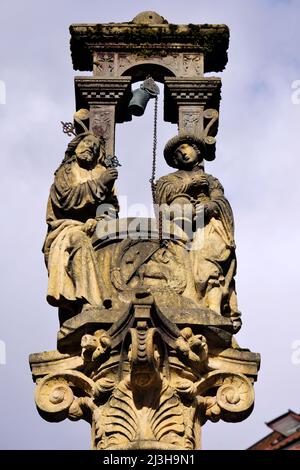 Schweiz, Kanton Freiburg, Freiburg, Rue de la Samaritaine, Samaritaine-Brunnen Stockfoto