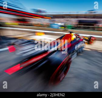 Melbourne, Australien. 08. April 2022. Max Verstappen (NED) vom Team Red Bull FP1 beim Australian Formel 1 Grand Prix auf der Albert Park Grand Prix Strecke am 8. April 2022. Quelle: Corleve/Alamy Live News Stockfoto