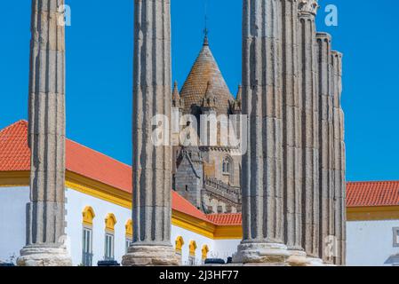 Tempel der Diana in der portugiesischen Stadt Evora. Stockfoto