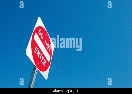 Geben Sie kein Zeichen für Fahrer zu sehen und folgen auf Einbahnstraßen und so Stockfoto