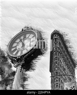 23 Street, New York City, NY, USA, Historic Flatiron or Fuller Building, ein 22-stöckiges, dreieckiges, stahlgerahmtes Wahrzeichen, das 1902 erbaut wurde und als einer der ersten Wolkenkratzer aller Zeiten und eine der berühmten New Yorker Straßenuhren gilt Stockfoto
