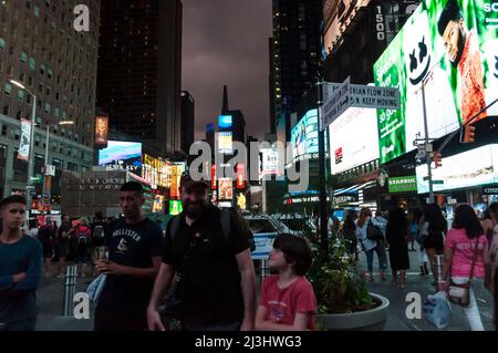 TIMES SQ - 42 Street, New York City, NY, USA, Street Scene Stockfoto