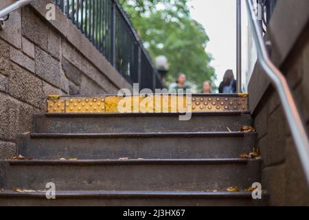 Lower East SIDE, New York City, NY, USA, Ausgang von der U-Bahn-Station Stockfoto