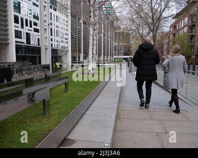 Innenbüro, Central London, Hauptsitz von Defra, Ministerium für Umwelt, Ernährung und ländliche Angelegenheiten und Ministerium für die Aufheitung, Wohnungsbau und Gemeinden Stockfoto