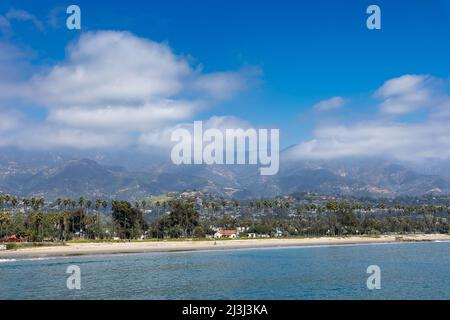 Blick von Stearn's Wharf in Santa Barbara, Kalifornien. USA. Stockfoto