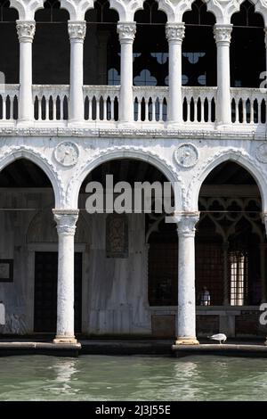 Detail des Palazzo Ca d'Oro am Canale Grande in Venedig, Italien Stockfoto