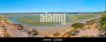 Gezeitenmühle Quinta do Marim im Nationalpark Ria Formosa in Portugal Stockfoto