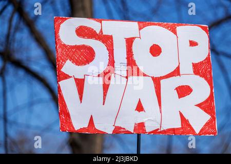 Deutschland, Baden-Württemberg, Stuttgart, Friedensdemonstration gegen Ukraine-Krieg, 13.03.2022 Stockfoto