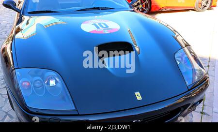 Ferrari 575 Maranello. Ferrari ist ein italienischer Luxus-Sportwagen mit Sitz in Maranello, Italien Stockfoto