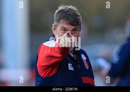 Kingston upon Hull, Großbritannien. 08. April 2022. Tony Smith Head Coach of Hull KR Gestures in Kingston upon Hull, Vereinigtes Königreich am 4/8/2022. (Foto von James Heaton/News Images/Sipa USA) Quelle: SIPA USA/Alamy Live News Stockfoto