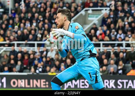 Newcastle, Großbritannien. 08. April 2022. Jose Sa #1 von Wolverhampton Wanderers während des Spiels in, am 4/8/2022. Quelle: SIPA USA/Alamy Live News Stockfoto