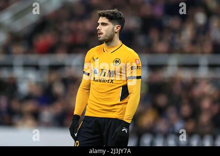 Newcastle, Großbritannien. 08. April 2022. Pedro Neto #7 von Wolverhampton Wanderers während des Spiels in, am 4/8/2022. Quelle: SIPA USA/Alamy Live News Stockfoto