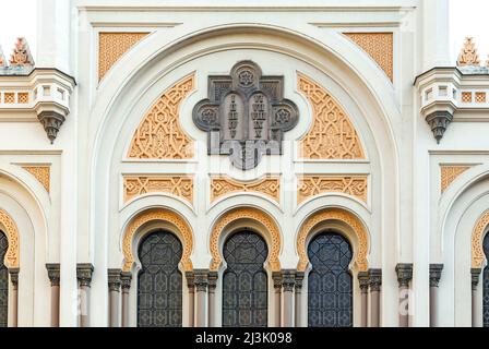 Außenansicht der Spanischen Synagoge, Prag Stockfoto