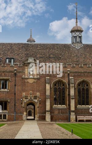 Großbritannien, England, Cambridge.  St. Johns College Hof. Stockfoto