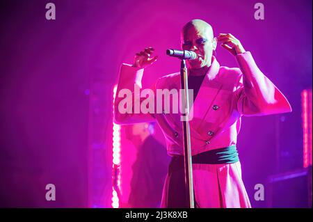 Manchester, Großbritannien. 8.. April 2021. Skin, Cass, Ace und Mark Richardson von der Band Skunk Anansie treten im Manchester Victoria Warehouse auf. 2022-04-08. Kredit: Gary Mather/Alamy Live Nachrichten Stockfoto