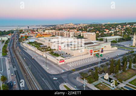 Lissabon, Portugal, 24. Oktober 2021: Kulturzentrum in der portugiesischen Stadt Portugal. Stockfoto