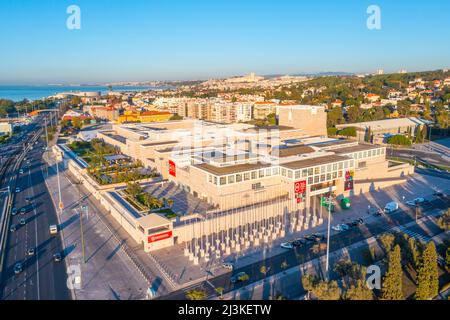 Lissabon, Portugal, 24. Oktober 2021: Kulturzentrum in der portugiesischen Stadt Portugal. Stockfoto