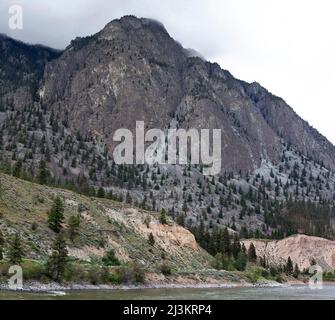 Landschaft durch den Fraser Canyon entlang des Highway 1 North von Hope bis Spences Bridge, Interior BC, Kanada; British Columbia, Kanada Stockfoto