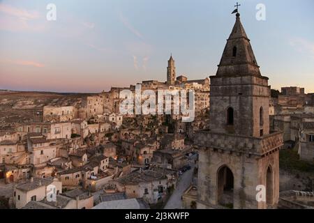 Ansicht von Sassi di Miera prähistorische Höhlengebäude, Miera.; Miera, Basilicata Provinz, Italien. Stockfoto