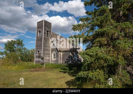 Alte verlassene Kirche im ländlichen Saskatchewan; Saskatchewan, Kanada Stockfoto