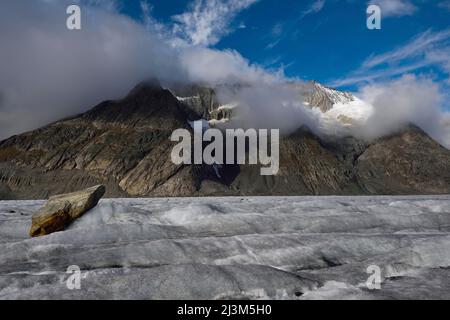 Landschaft Wildnis auf dem Aletschgletscher.; Aletschgletscher, Fiesch, Schweiz. Stockfoto