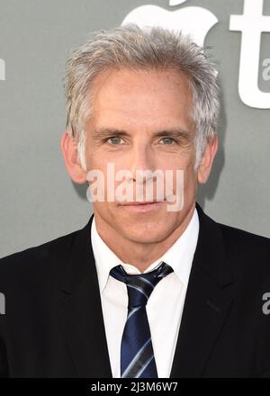 Los Angeles, USA. 08. April 2022. Ben Stiller beim Finale der Apple Original Series „Severance“ im DGA Theater in Los Angeles, CA am 8. April 2022 auf dem roten Teppich. (Foto von Scott Kirkland/Sipa USA) Quelle: SIPA USA/Alamy Live News Stockfoto