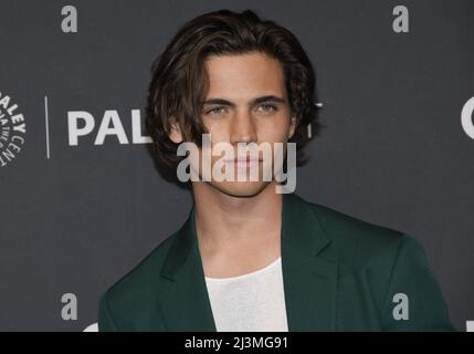 Los Angeles, USA. 08. April 2022. Tanner Buchanan beim PaleyFest LA - COBRA Kai am Freitag, dem 8. April 2022, im Dolby Theater in Hollywood, CA. (Foto: Sthanlee B. Mirador/Sipa USA) Quelle: SIPA USA/Alamy Live News Stockfoto