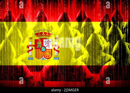 Anonyme Kapuzen-Hacker, Flagge Spaniens, Binärcode - Cyber-Angriffskonzept Stockfoto