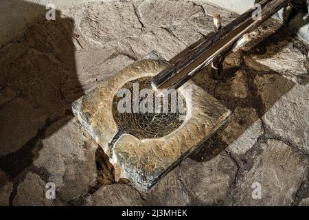 Originalbrunnen in der Sakramentskapelle, bei Giswil, Kanton Obwalden, Schweiz Stockfoto