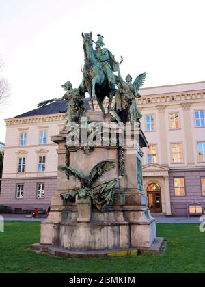 Die neobarocke Reiterstatue von Kaiser Wilhelm I., enthüllt am 18. Oktober 1896 vor dem Justizministerium. Stockfoto