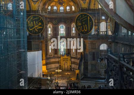 ISTANBUL, TÜRKEI - 11. SEPTEMBER 2017: Dies ist eine Luftaufnahme der Apsis der Hagia Sophia. Stockfoto