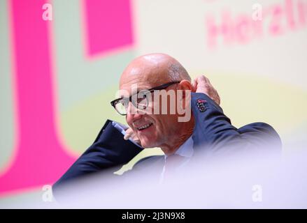 Bonn, Deutschland. 07. April 2022. Timotheus Tim HOETTGES (HÃ¶ttges) (CEO, Vorstandsvorsitzender). Hauptversammlung der Deutschen Telekom AG, am 7.. April 2022 in Bonn. â Credit: dpa picture Alliance/Alamy Live News Stockfoto