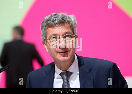 Bonn, Deutschland. 07.. April 2022. dr. Christoph NEUHAUS (Notar) Hauptversammlung der Deutschen Telekom AG, am 7.. April 2022 in Bonn. â Credit: dpa picture Alliance/Alamy Live News Stockfoto