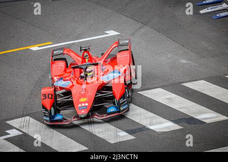 Rom, Italien. 09. April 2022. Rom, Italien. 09. April 2022. 30 ROWLAND Oliver (gbr), Mahindra Racing, Mahindra M7Electro, Aktion während des ePrix der Stadt Rom 2022, 3. Treffen der ABB FIA Formel-E-Weltmeisterschaft 2021-22, auf dem Circuit Cittadino dell’EUR vom 8. Bis 10. April in Rom, Italien - Foto Gregory Lenormand / DPPI Kredit: DPPI Media/Alamy Live News Kredit: DPPI Media/Alamy Live News Stockfoto