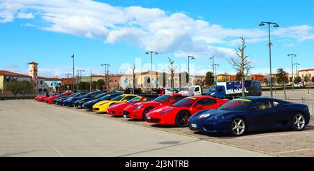 FERRARI-Autos. Ferrari ist ein italienischer Luxus-Sportwagen mit Sitz in Maranello, Italien Stockfoto