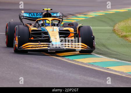 Melbourne, Victoria, Australien. 9. April 2022. MELBOURNE, AUSTRALIEN - 9. APRIL: Lando Norris aus Großbritannien fährt im Qualifying beim Großen Preis von Australien 2022 den Mercedes mit der Nummer 4 McLaren MCL36 (Bildquelle: © Chris Putnam/ZUMA Press Wire) Bildquelle: ZUMA Press, Inc./Alamy Live News Stockfoto