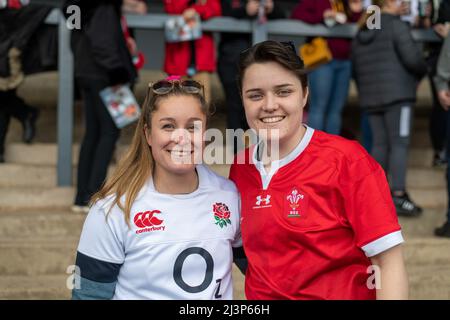 Gloucester, Großbritannien. 09. April 2022. Unterstützer beim TikTok Womens Six Nations-Spiel zwischen England und Wales im Kingsholm Stadium in Gloucester, England. Marcelo Poletto/SPP Credit: SPP Sport Press Photo. /Alamy Live News Stockfoto