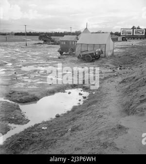 In Der Nähe Von Lindsay, Kalifornien. Zitrusarbeiter in Winterquartieren. Stockfoto