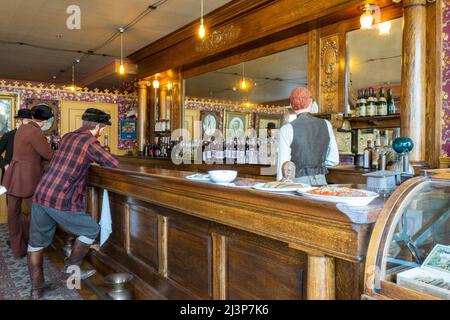 The Mascot Saloon Skagway Alaska EINE Ausstellung des National Park Service, um eine typische Bar der Goldrausch-Ära zu zeigen Stockfoto