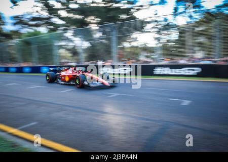 Melbourne, Victoria, Australien. 9. April 2022. MELBOURNE, AUSTRALIEN - 9. APRIL: Charles Leclerc von der Scuderia Ferrari beim Formel-1-Grand-Prix von Australien 2022 am 9.. April 2022 (Bildquelle: © Chris Putnam/ZUMA Press Wire) Stockfoto